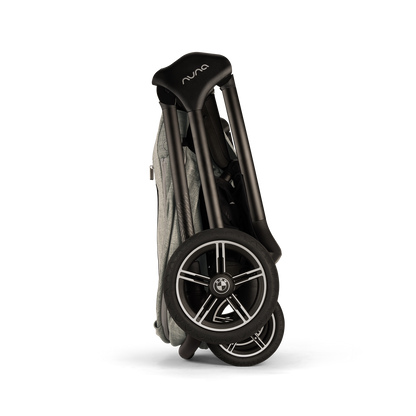 NUNA TRIV NEXT BMW GRAPHENE W/ Adapter & Raincover